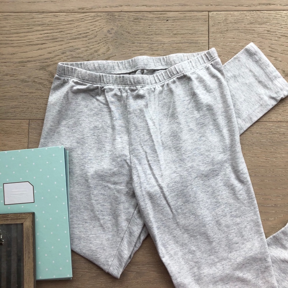 Children's Place light gray leggings size L/G